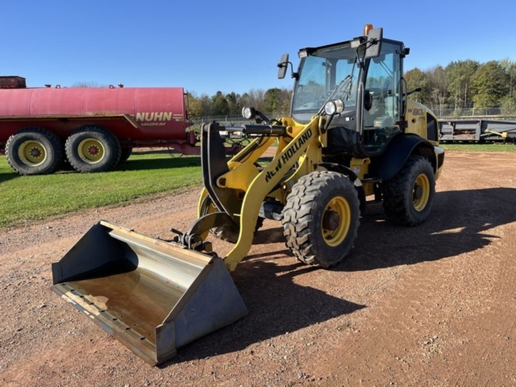 2017 New Holland W80C Equipment Image0
