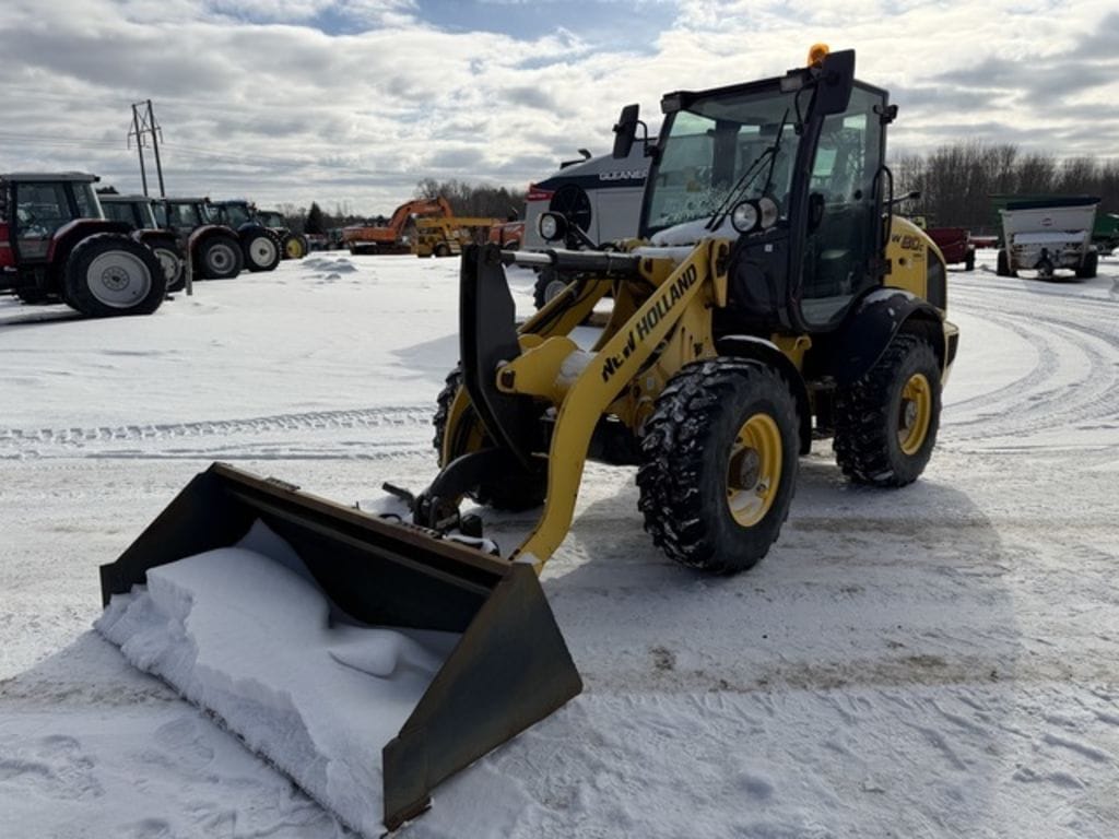 2017 New Holland W80C Equipment Image0