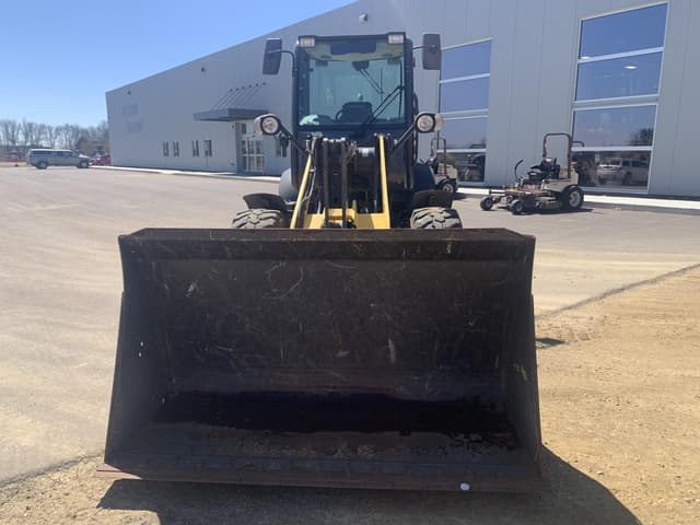 Image of New Holland W80C HS equipment image 2