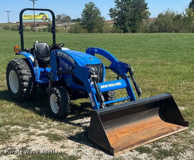 Image of New Holland Workmaster 35 equipment image 2