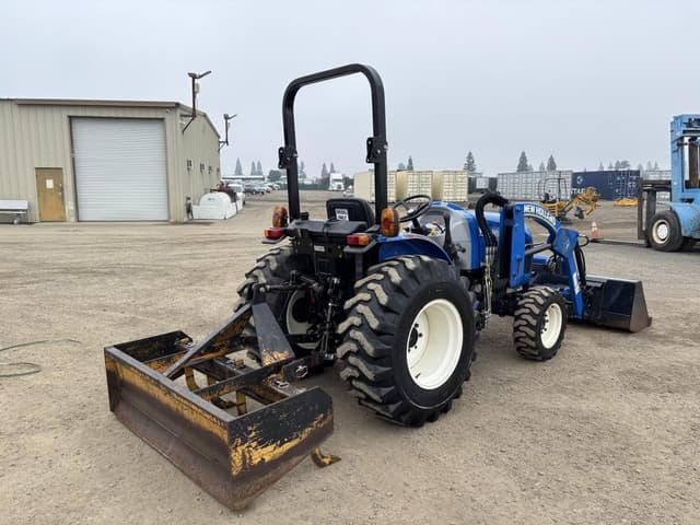 Image of New Holland Workmaster 40 equipment image 2