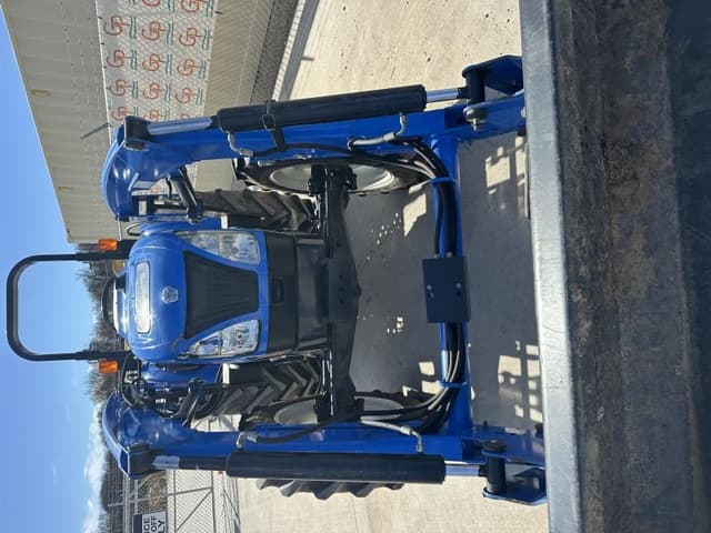 Image of New Holland Workmaster 70 equipment image 2
