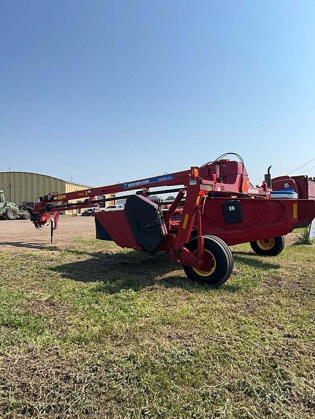 Image of New Holland 313 equipment image 2