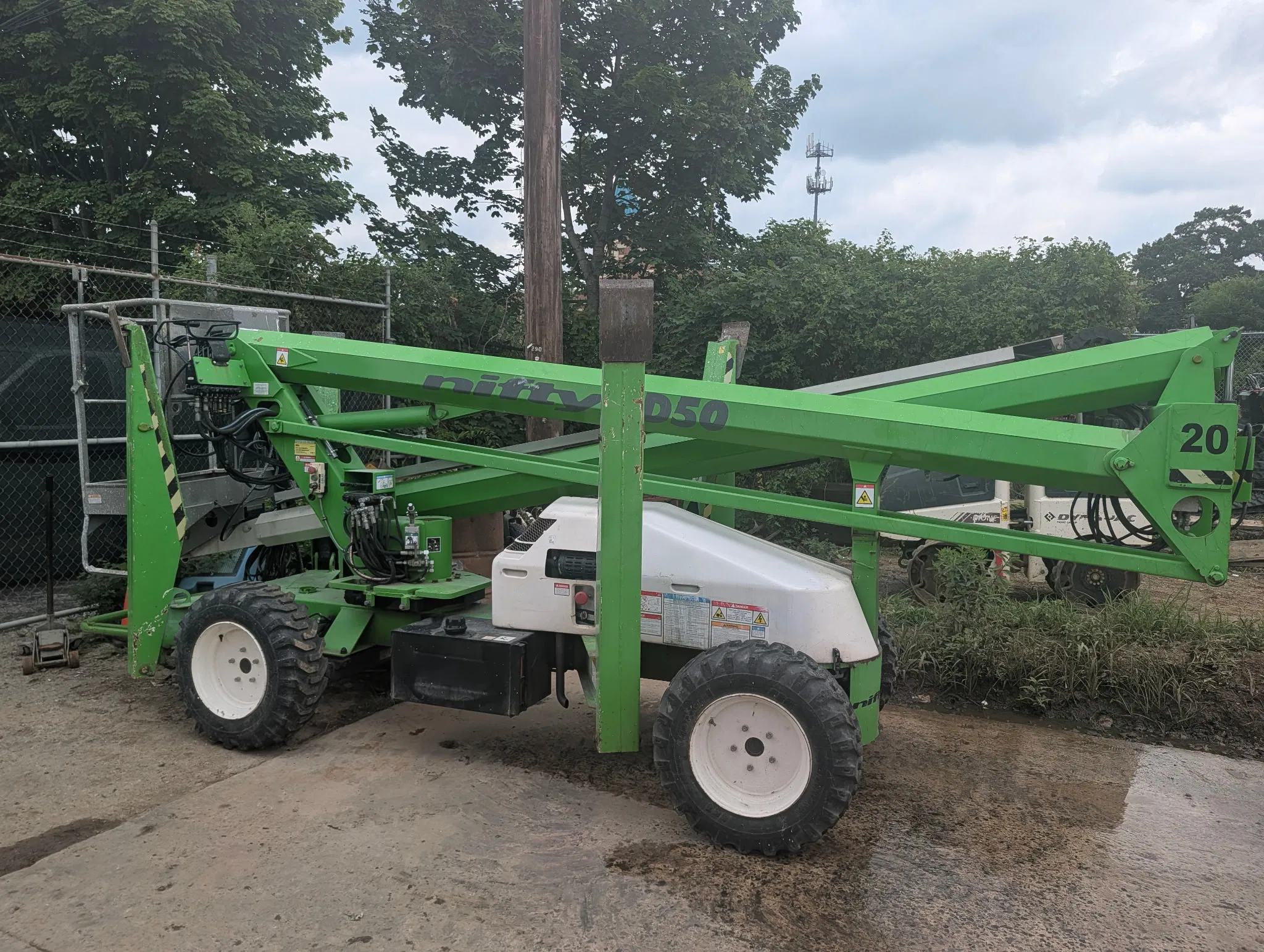 2017 Nifty SD50 Equipment Image0