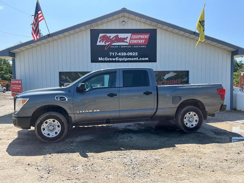 Image of Nissan Titan Primary image