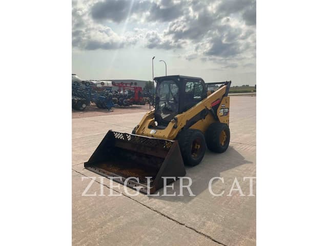 Image of Caterpillar 272D2 XHP equipment image 1