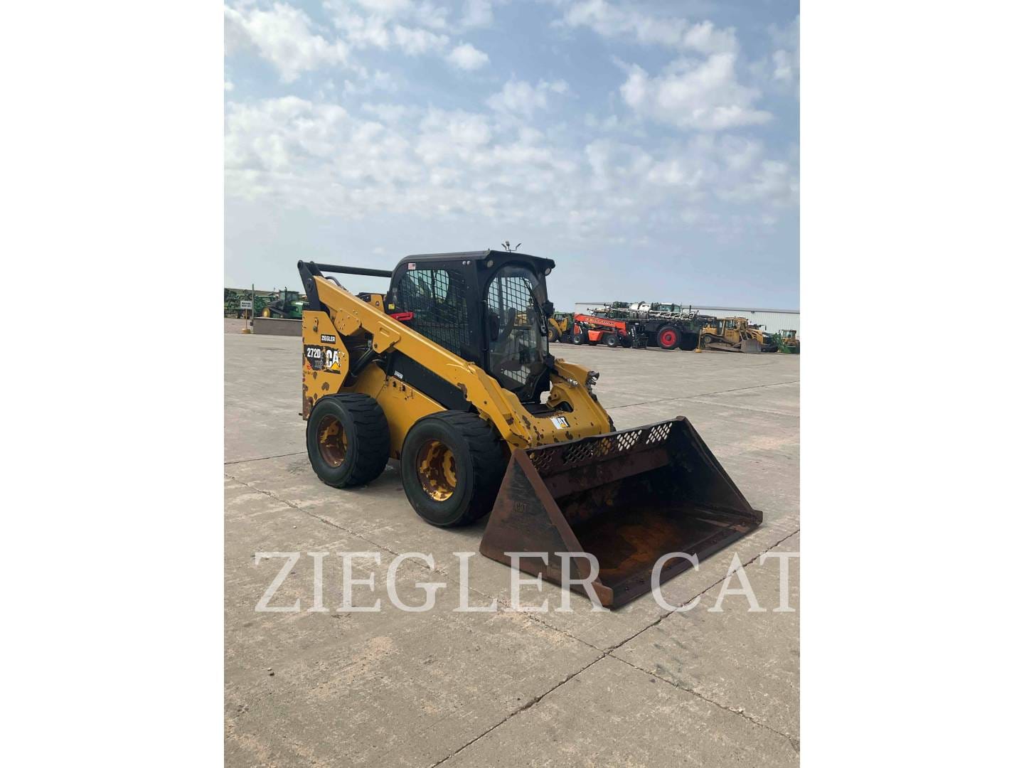 2017 Caterpillar 272D2 XHP Equipment Image0