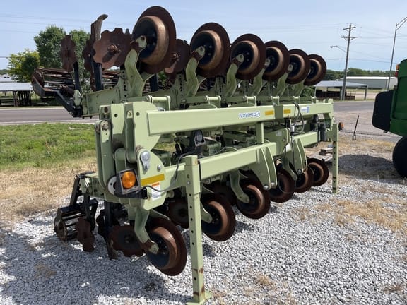 2017 Orthman 1tRIPr Equipment Image0