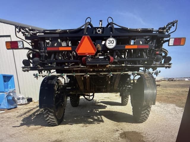 Image of Versatile SX280 equipment image 3