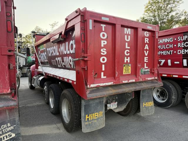 Image of Peterbilt 348 equipment image 1