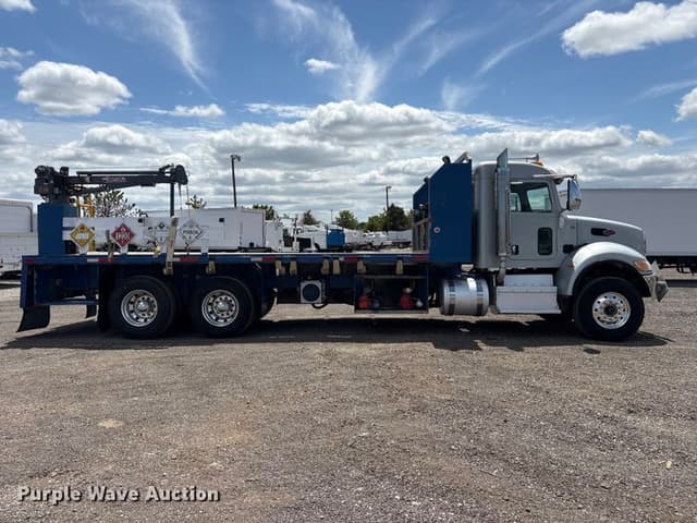 Image of Peterbilt 348 equipment image 3