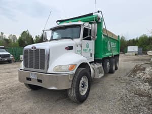 2017 Peterbilt 348 Image