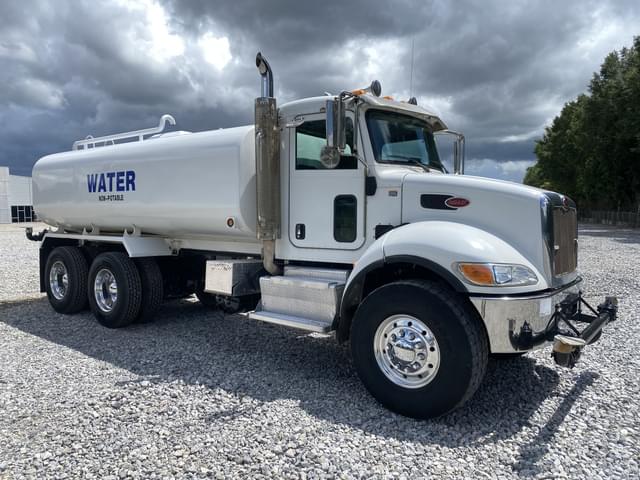Image of Peterbilt 348 equipment image 3