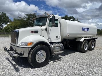 Main image Peterbilt 348