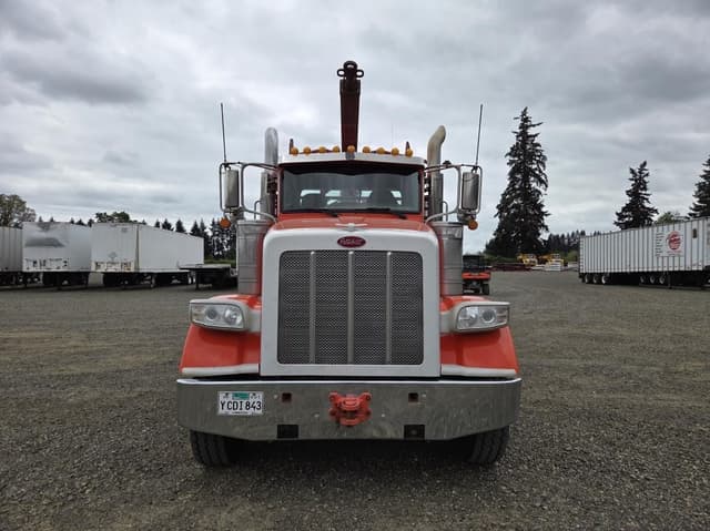 Image of Peterbilt 367 equipment image 1