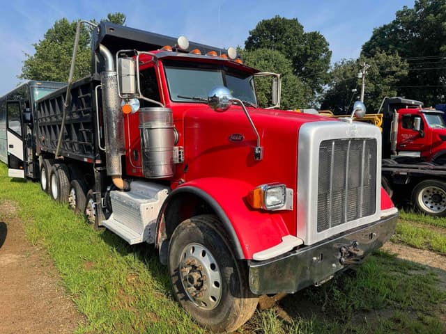 Image of Peterbilt 367 equipment image 3
