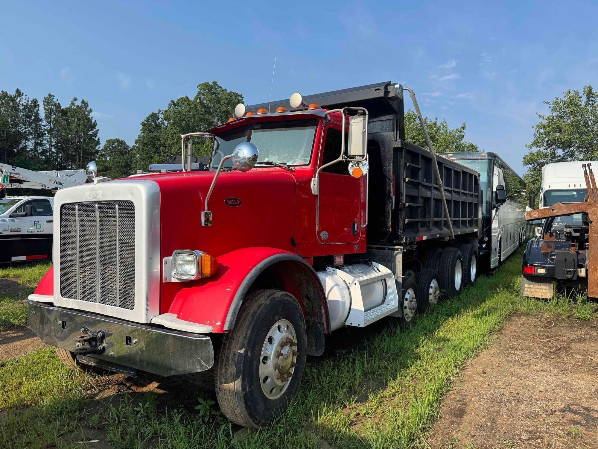 2017 Peterbilt 367 Equipment Image0