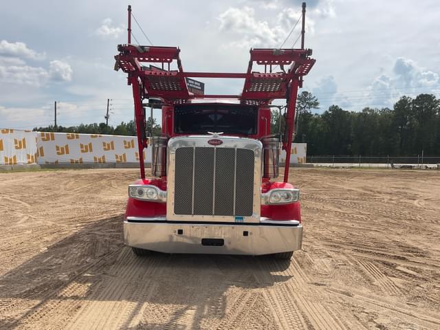 Image of Peterbilt 389 equipment image 1