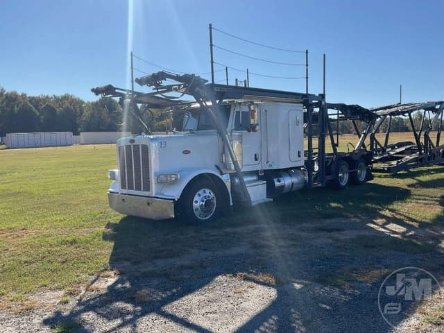 Image of Peterbilt 389 equipment image 2