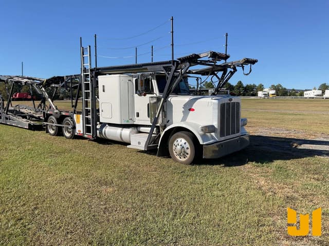 Image of Peterbilt 389 equipment image 4