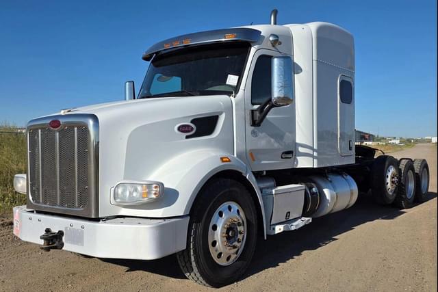 Image of Peterbilt 567 equipment image 1