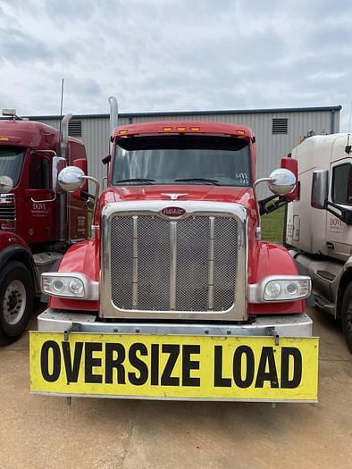 Image of Peterbilt 567 equipment image 2