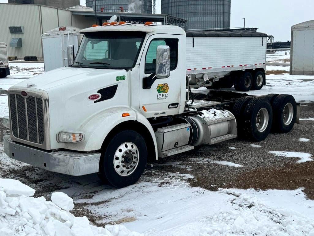 Image of Peterbilt 567 Primary image