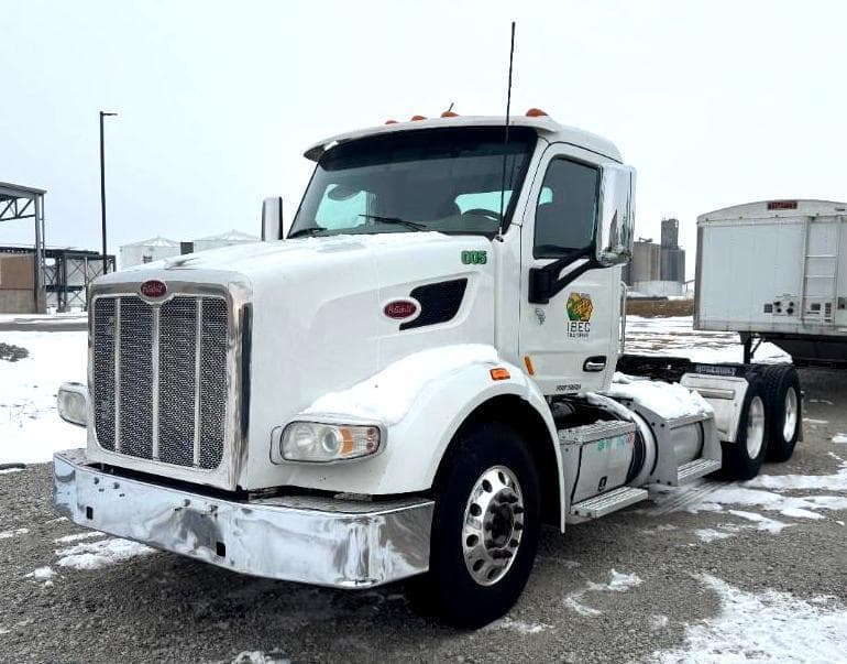 Image of Peterbilt 567 Primary image