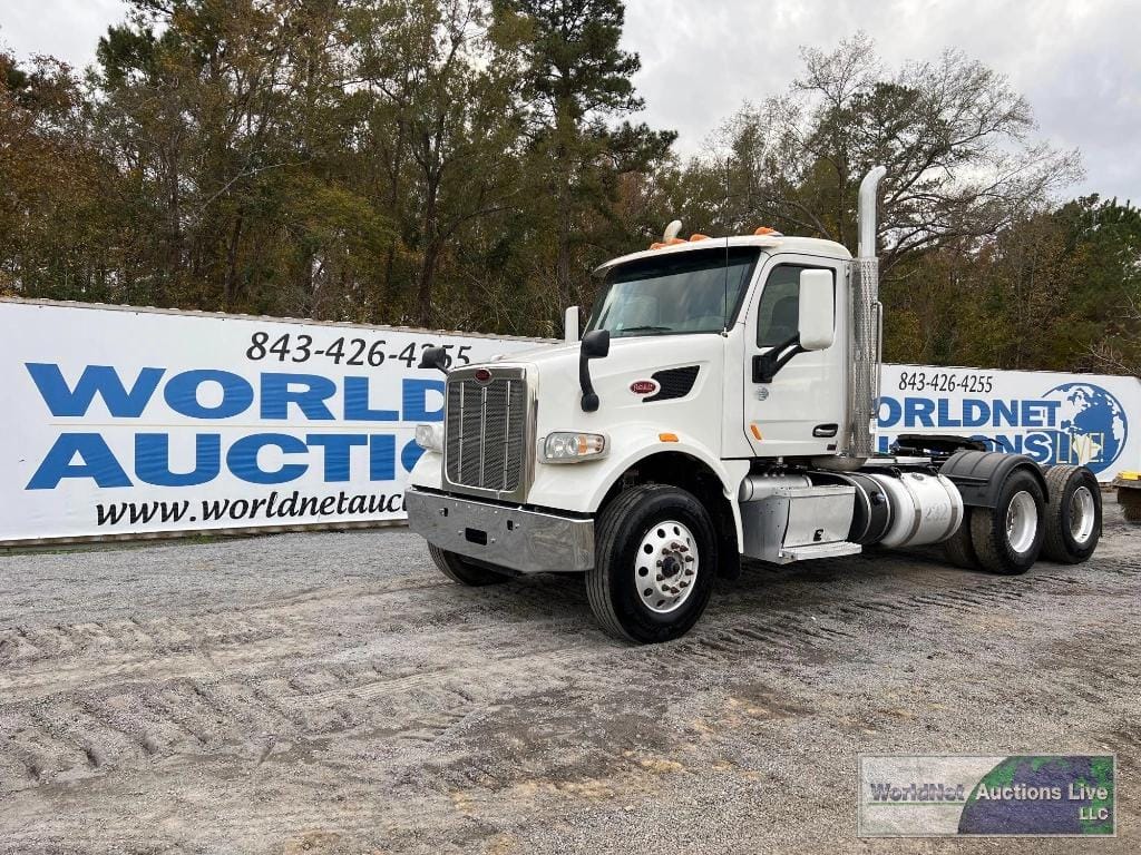 Main image Peterbilt 567