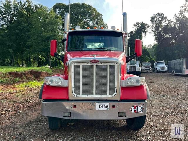Image of Peterbilt 567 equipment image 1
