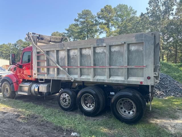 Image of Peterbilt 567 equipment image 3