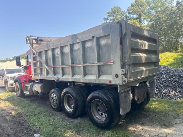 Image of Peterbilt 567 equipment image 4