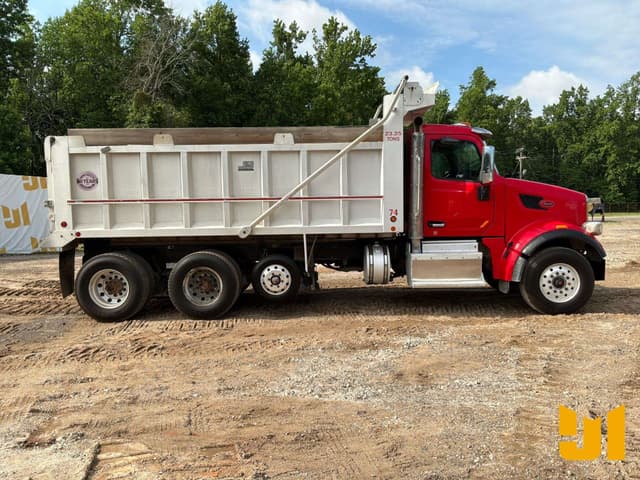 Image of Peterbilt 567 equipment image 3