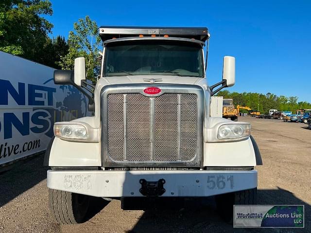 Thumbnail image Peterbilt 567 2