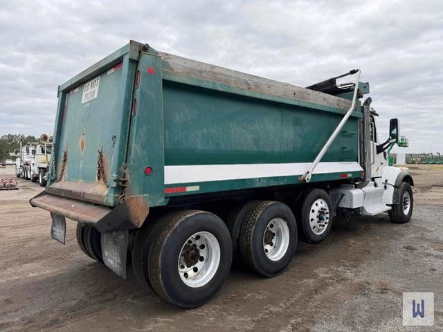 Image of Peterbilt 567 equipment image 4