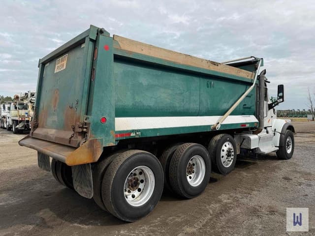 Image of Peterbilt 567 equipment image 3