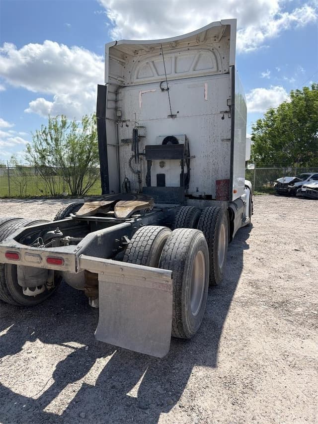 Image of Peterbilt 579 equipment image 3