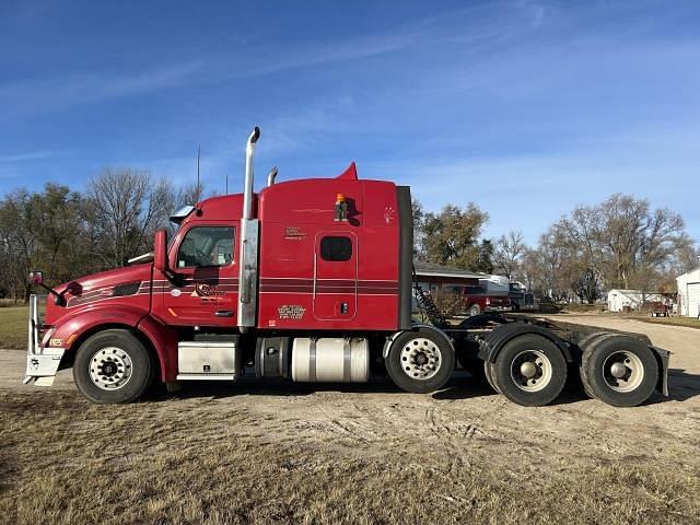 Image of Peterbilt 579 equipment image 1