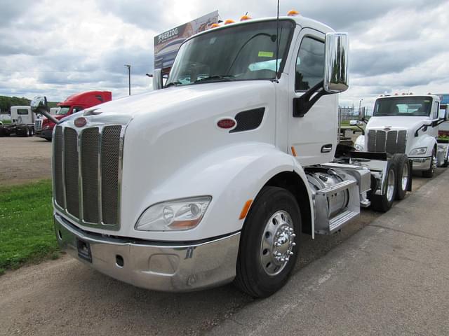 Image of Peterbilt 579 equipment image 1