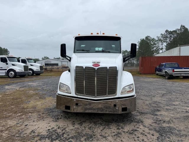 Image of Peterbilt 579 equipment image 1