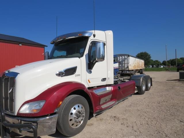 Image of Peterbilt 579 equipment image 2