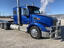 2017 Peterbilt 579 Image