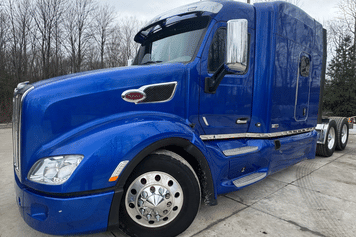 Main image Peterbilt 579