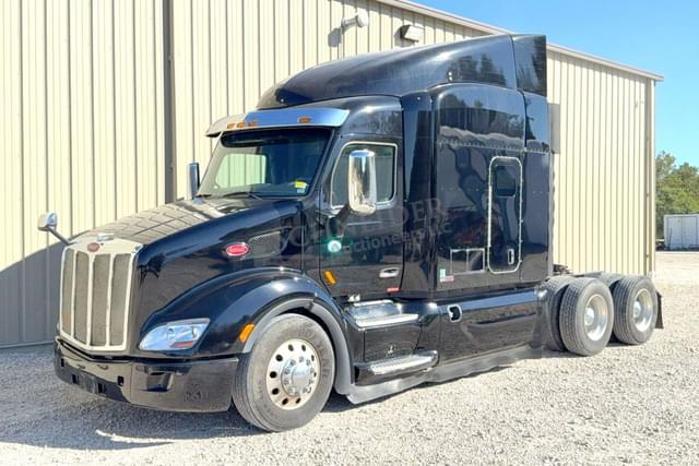 Image of Peterbilt 579 equipment image 1
