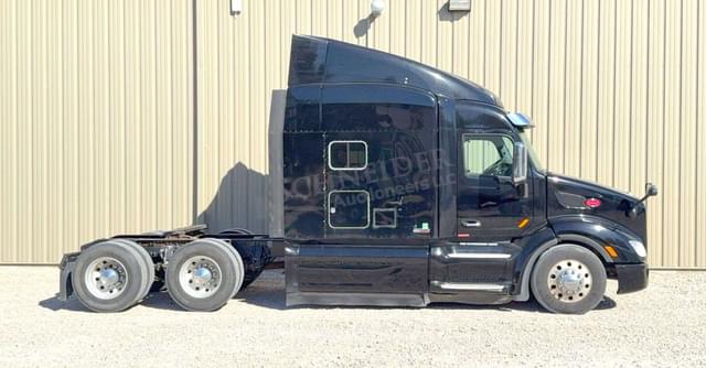 Image of Peterbilt 579 equipment image 2
