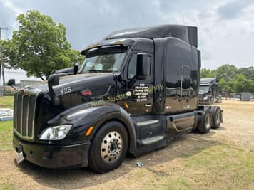 Main image Peterbilt 579
