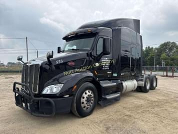 Main image Peterbilt 579