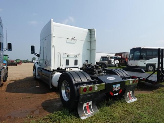 Image of Peterbilt 579 equipment image 3