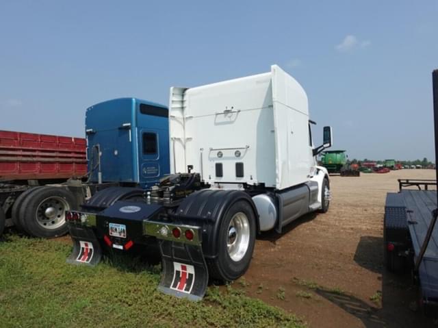 Image of Peterbilt 579 equipment image 2