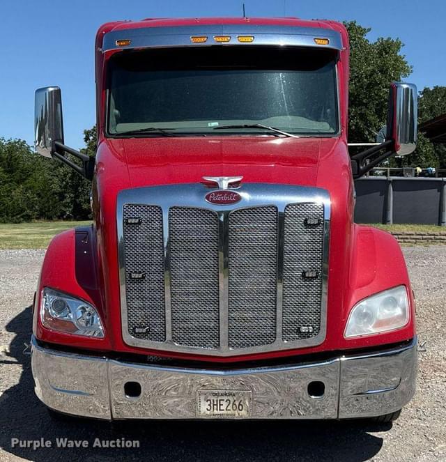 Image of Peterbilt 579 equipment image 1